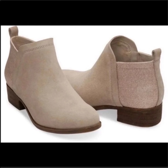 Toms booties - Picture 1 of 4